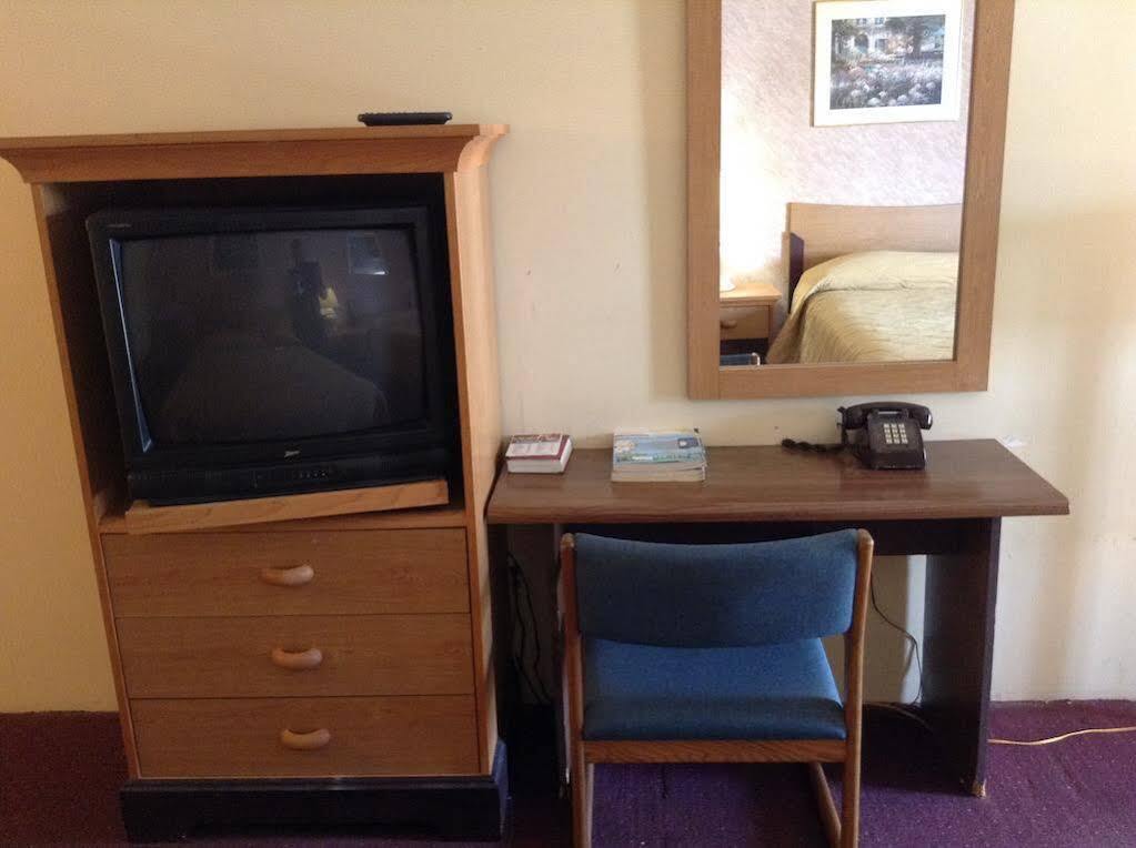 Key West Inn - Hobart Merrillville Extérieur photo